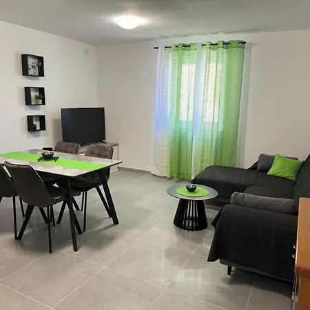 דירה Garden View *