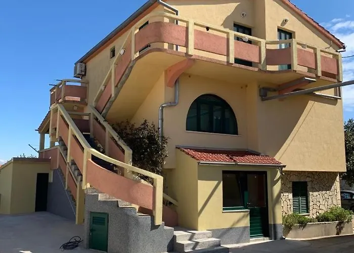 Garden View דירה *