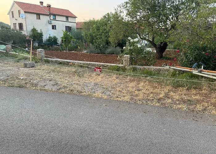 דירה Garden View סאלי